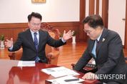 육동한 춘천시장, 국회 찾아 지역현안 국비 지원 요청