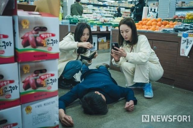 ‘살롱 드 홈즈’ 일상 속 빌런 응징하는 통쾌한 여성 활약! 공감X사이다 ‘도파민 터졌다’