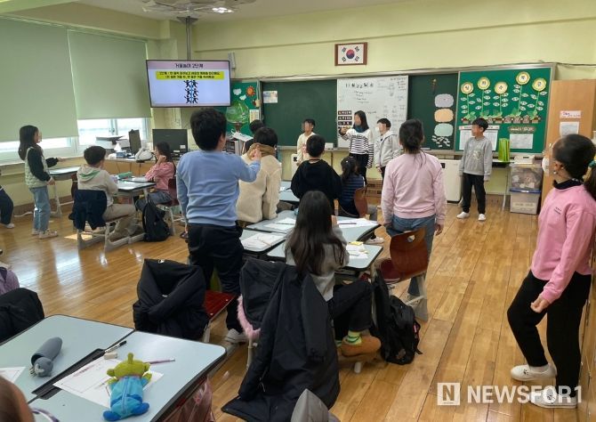 교육활동 경력보유자 309명 위촉식 및 발대식 개최