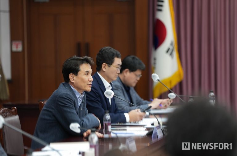 강원특별법 시행 1년… 4대 규제는 완화, 도민 체감은 강화
