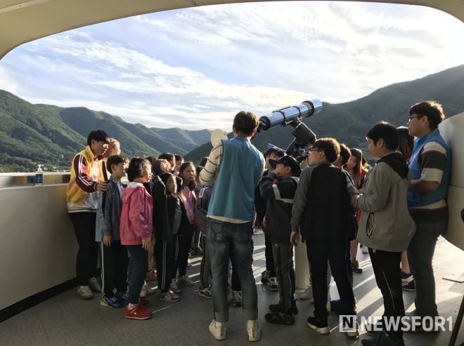(별빛축제기간)보현산 천문과학관 보조관측실