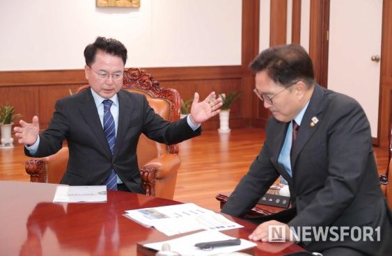 육동한 춘천시장, 우원식 국회의장 면담