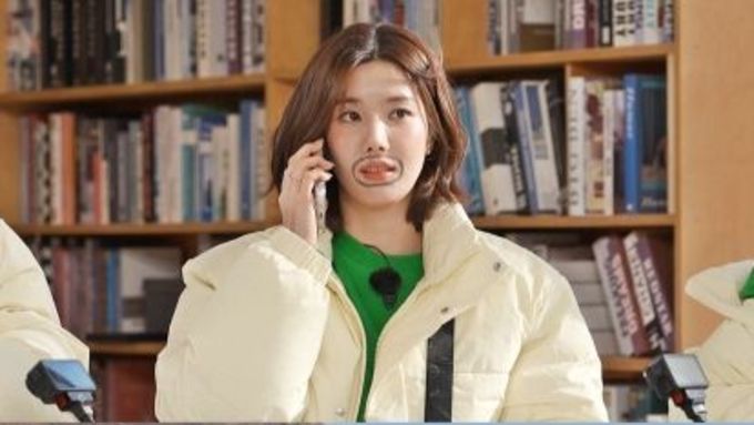 [SBS 런닝맨] 런닝대학교 26학번 새내기로 변신! 권은비 게스트 출격 ‘2026 운수 좋은 OT날’