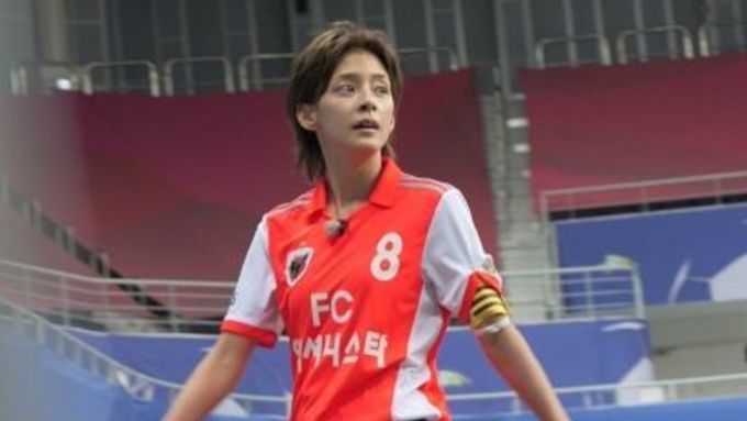 이현이 “액셔니스타와 구척장신, 라이벌 의식 있는 자매 같아” 불꽃 튀는 ‘자매 대결’ 예고