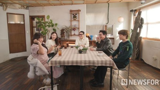 [SBS 아니 근데 진짜!] 한혜진, 이상형? “연상보단 연하가 좋아, 10살 차이도 OK” 폭탄 발언!