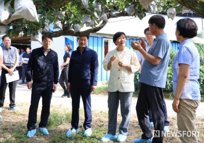 송미령 농식품부 장관 과일 성수품 수급 현장 점검